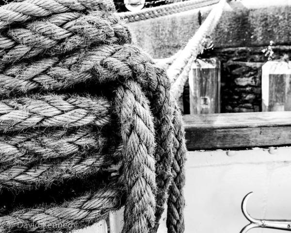 Facebook - news during lockdown